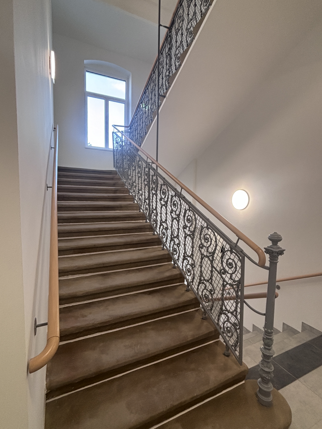 Sanierung und Neunutzung „Altes Waisenhaus“ Hyrtlplatz Mödling